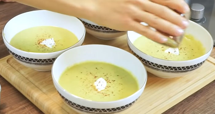 Kremasız Brokoli Çorbası Yapımı