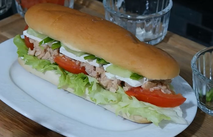 Ton Balıklı Sandviç kaç kalori